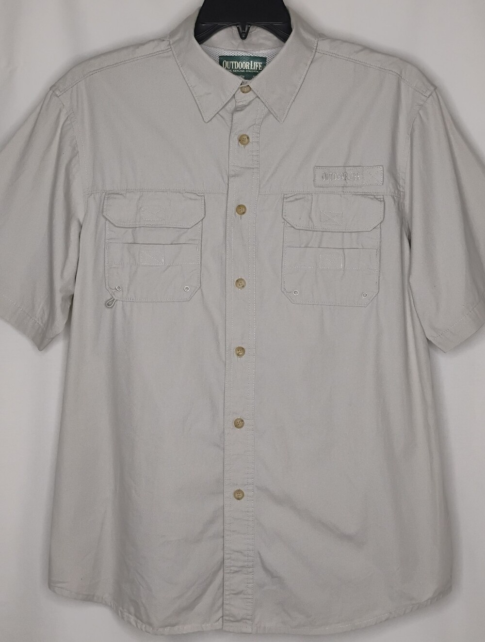Men's Medium Outdoor Life Beige Vented Button Down Fishing Shirt Short Sleeve